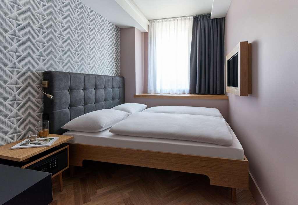 Mio By Amano Hotel 3*